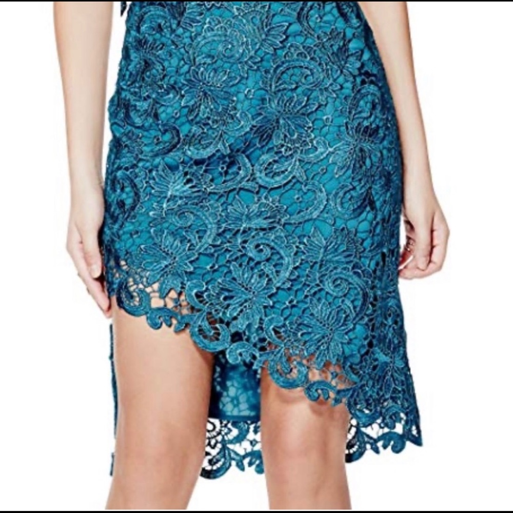 NWT Guess asymmetrical pencil lace skirt size 2